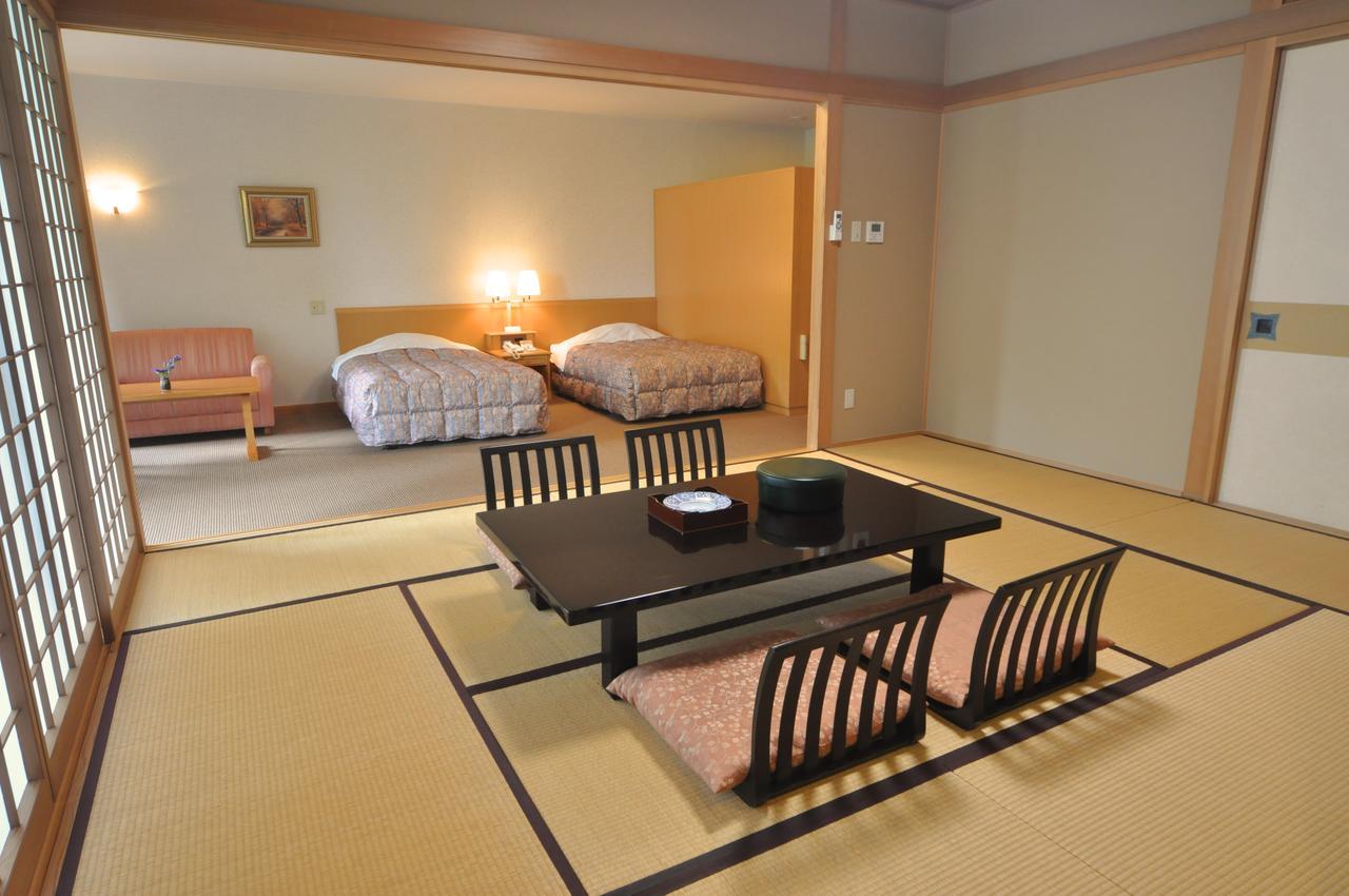 Imperial Resort Tsujun Sanso Kamimashiki Екстер'єр фото
